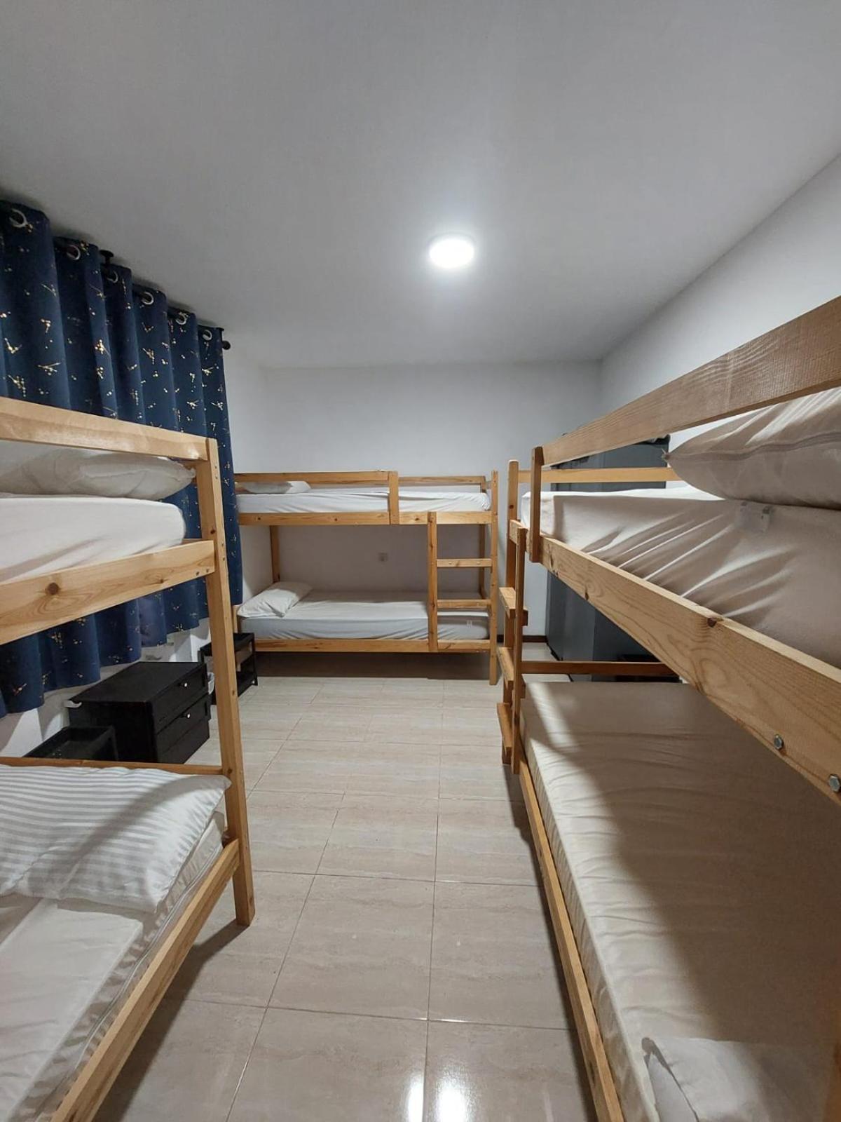 Albergue La Costana Oviedo Kültér fotó